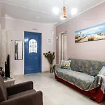 בית נופש Gina's House ארגוסטולי