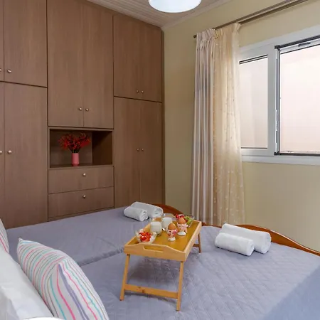 Сasa de vacaciones Gina's House